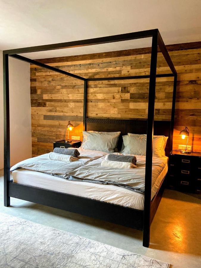 The Old Mill Villa ลิปตอฟสกี โตรเวก ภายนอก รูปภาพ